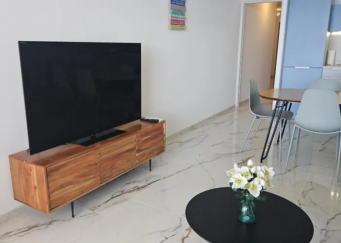 Chez Vicky, Superbe Avec Parking Prive Piscine Et Vue Exceptionnelle Apartmán *