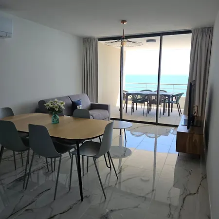 Chez Vicky, Superbe Avec Parking Prive Piscine Et Vue Exceptionnelle *