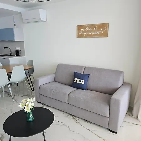 Chez Vicky, Superbe Avec Parking Privé Piscine Et Vue Exceptionnelle Ajaccio (Corsica)